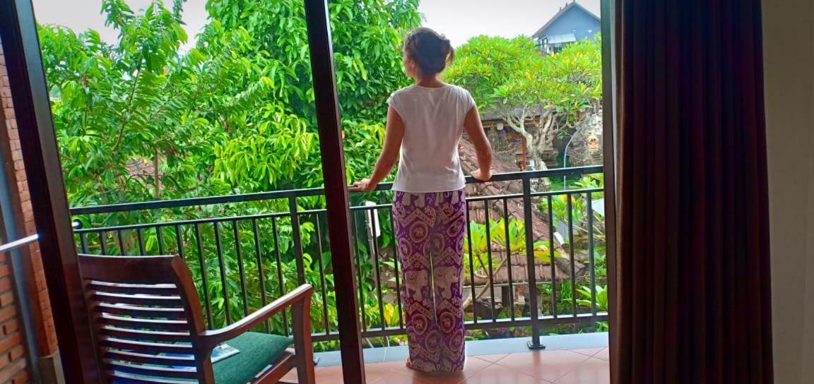 Ubud Taksu Homestay Exterior photo